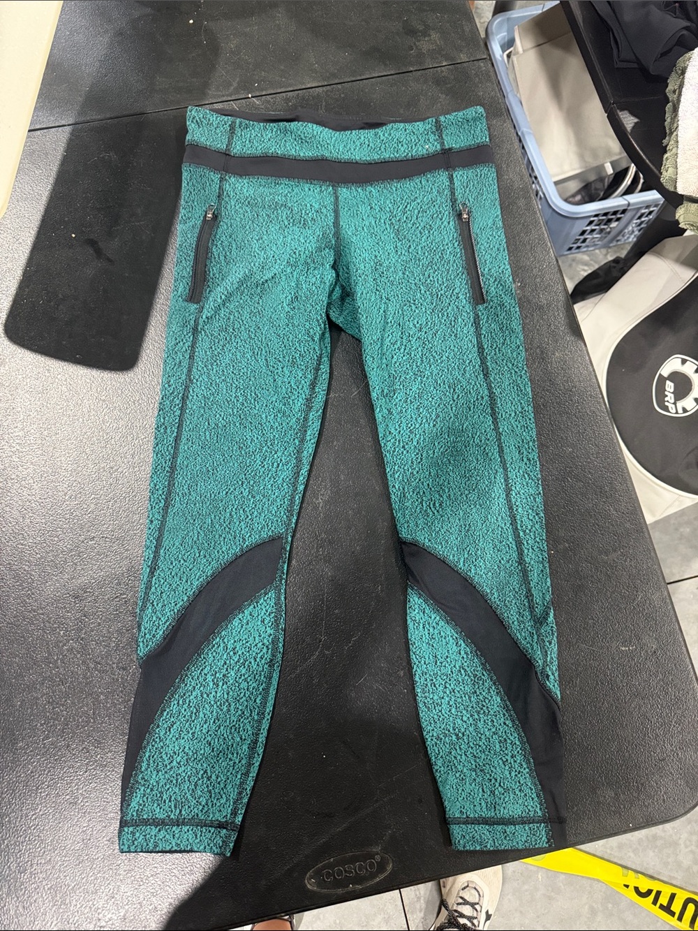 lululemon teal textured leggings with black trim